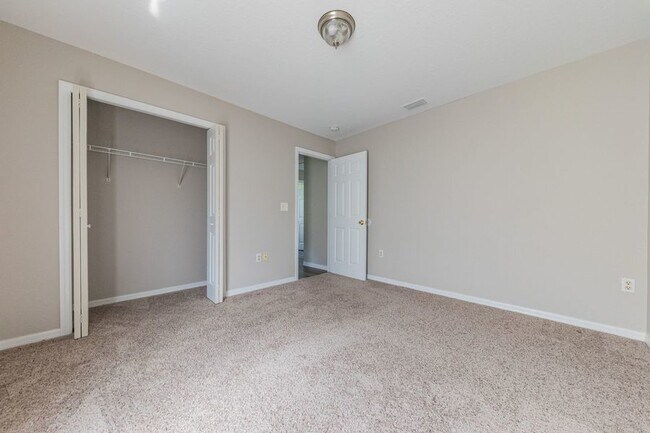 Building Photo - 541 Drayton Rd