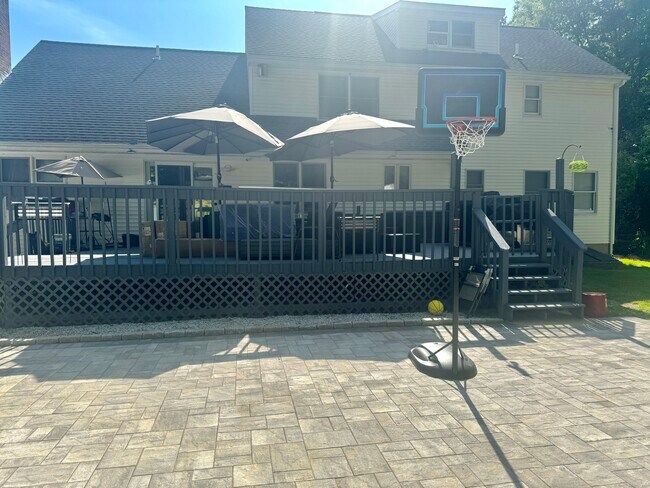 Building Photo - 116 Dunbar Ln