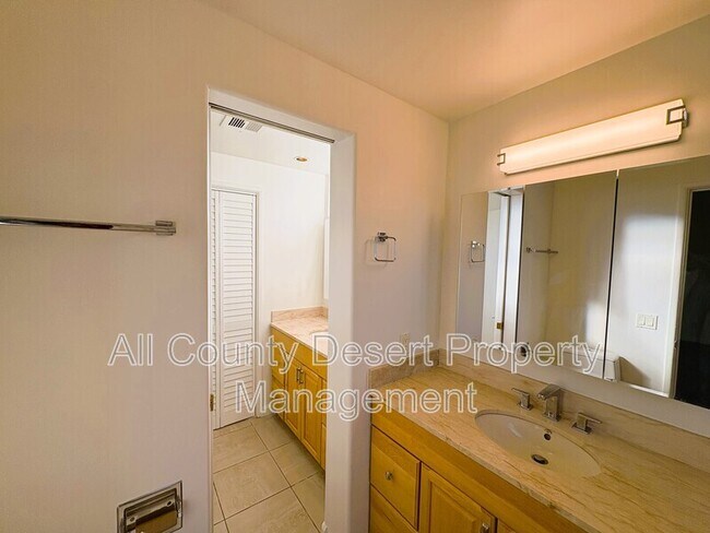 Building Photo - 73394 Tamarisk St