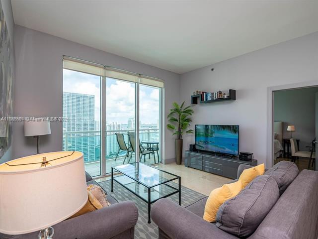 Building Photo - 950 Brickell Bay Dr