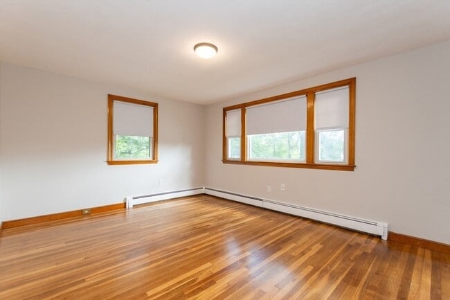 Building Photo - 205 Hardy Pond Rd