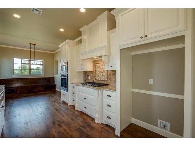 Building Photo - NEWER HOME  FOR LEASE IN EDMOND