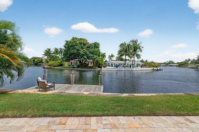 Primary Photo - 1981 Coral Gardens Dr
