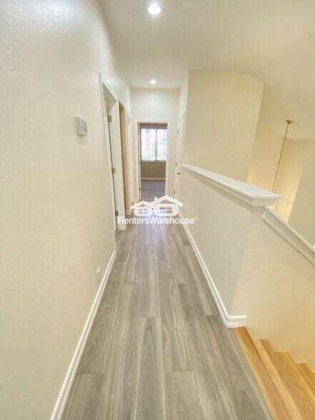 Building Photo - 9121 E Nittany Dr