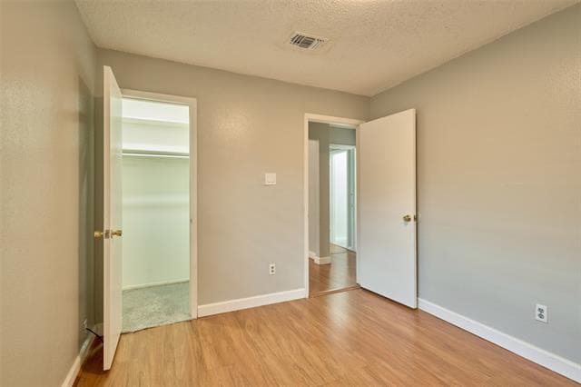 Building Photo - 16151 Barbarossa Dr