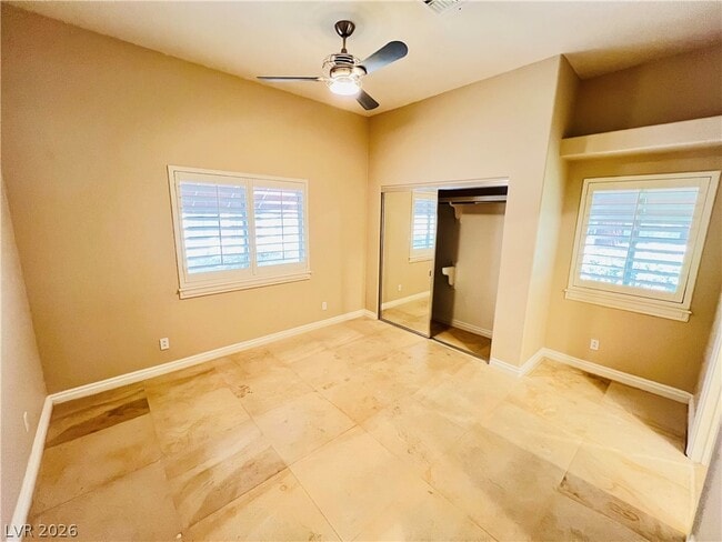 Building Photo - 7408 Silver Palm Ave