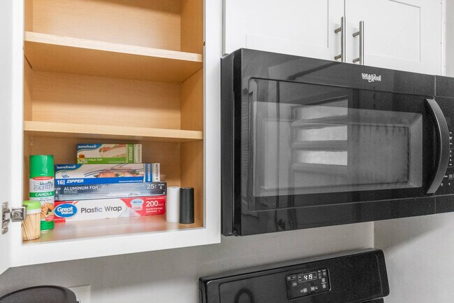 Building Photo - 3518 Roswell Rd NE