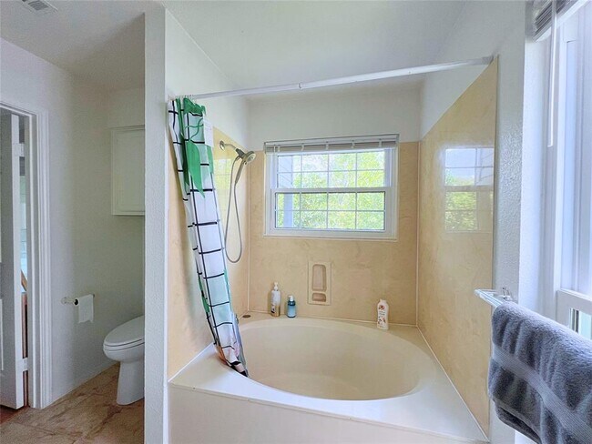 Building Photo - 3942 Shoal Creek Blvd