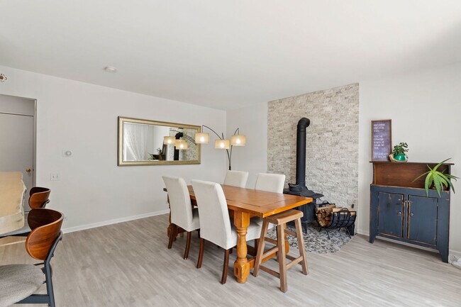 Building Photo - 257 Indian Ridge Ln