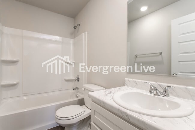 Building Photo - 2101 S Lakin Ln