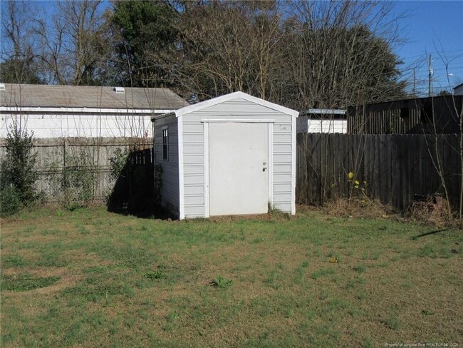 Building Photo - 1119 Juniper Dr