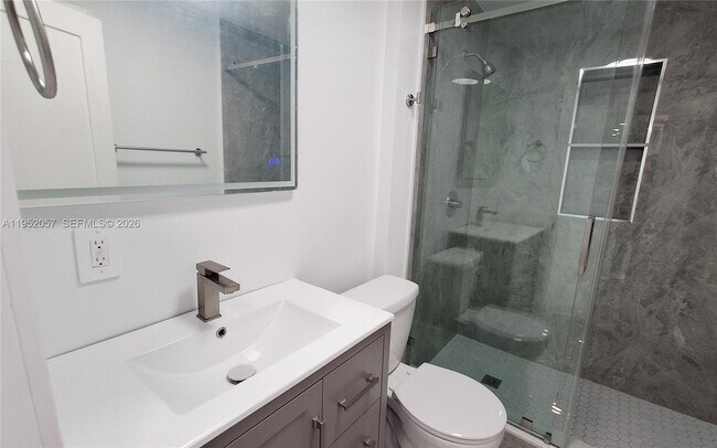 Building Photo - 216 Shadow Way