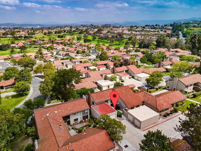 Building Photo - $3,200 - Charming 2-Bedroom + Optional 3rd Bedroom/Office Condo in Desirable Oaks North 55+ Commu...