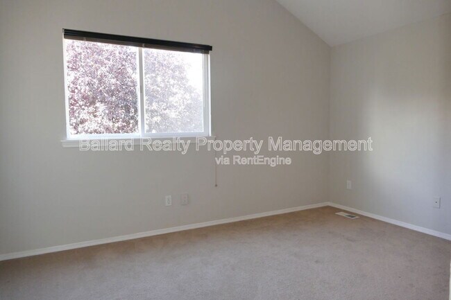 Building Photo - 918 NW 51st St