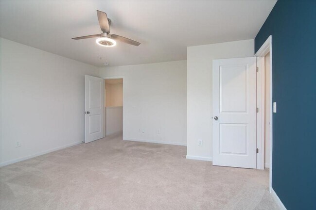 Building Photo - 6133 Whirlaway Rd