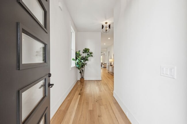 Building Photo - 87 Brookwood Terrace