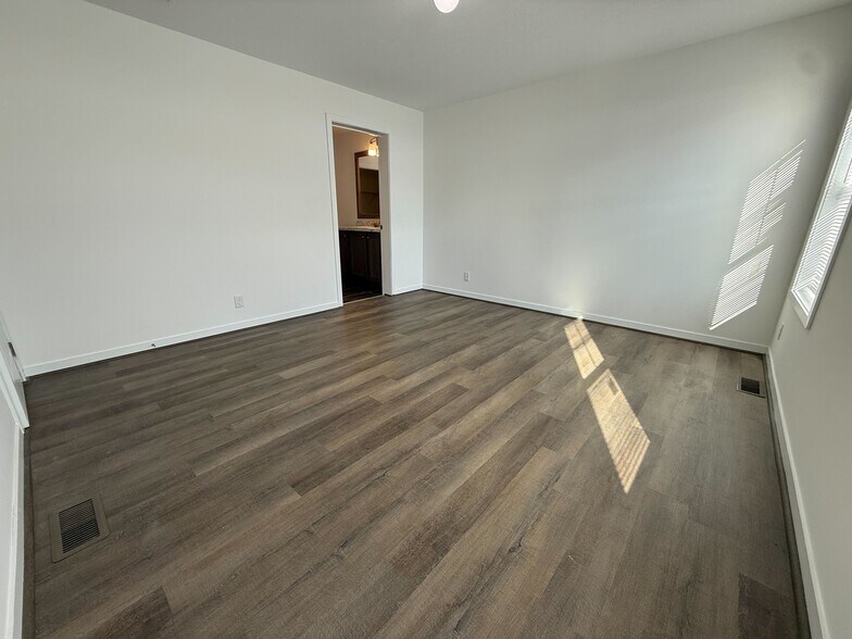 Building Photo - 12491 St Andrew Ct