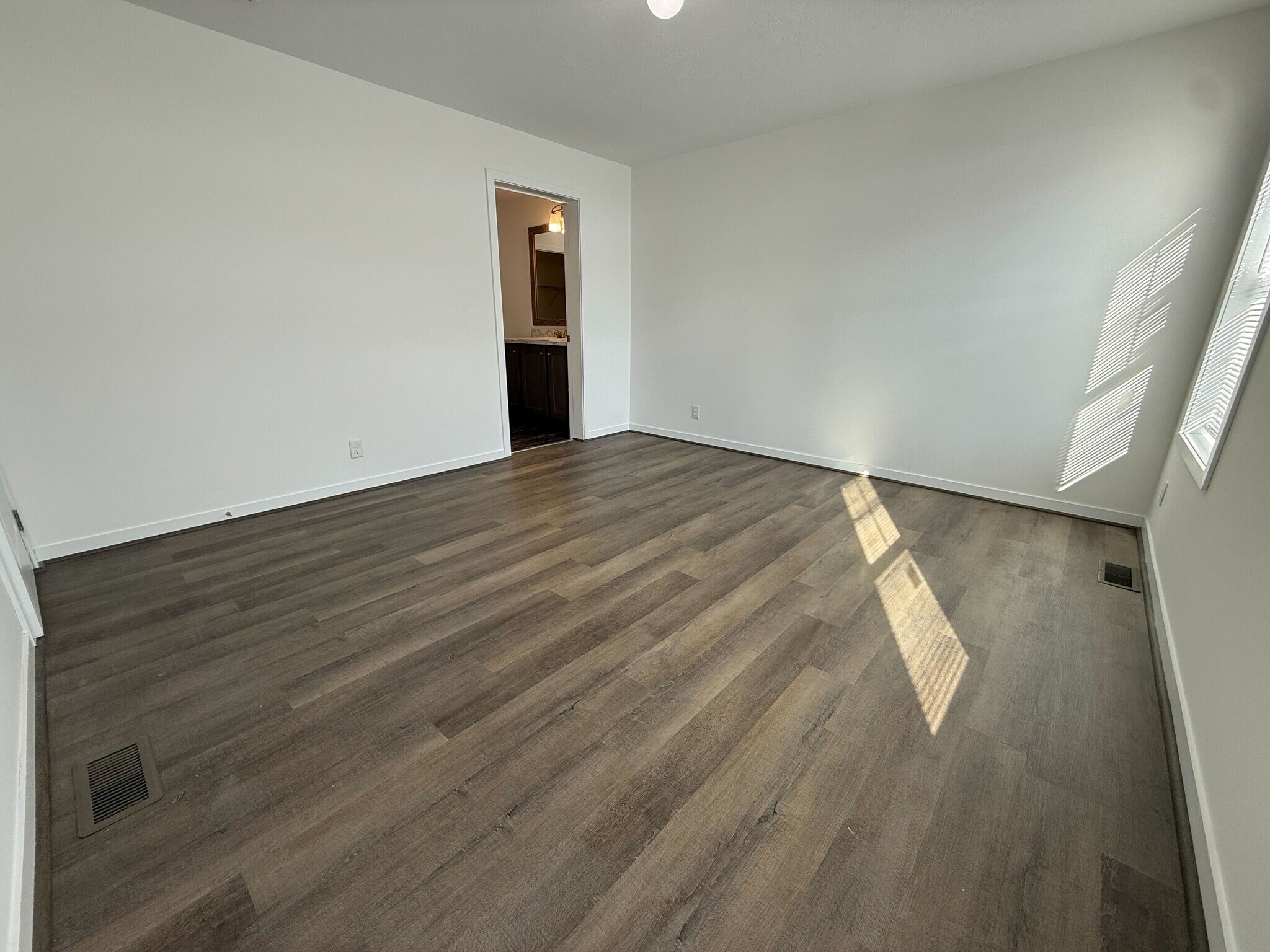 Building Photo - 12491 St Andrew Ct