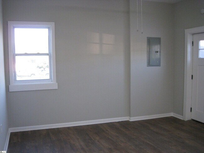 Building Photo - 1 Bollinger St