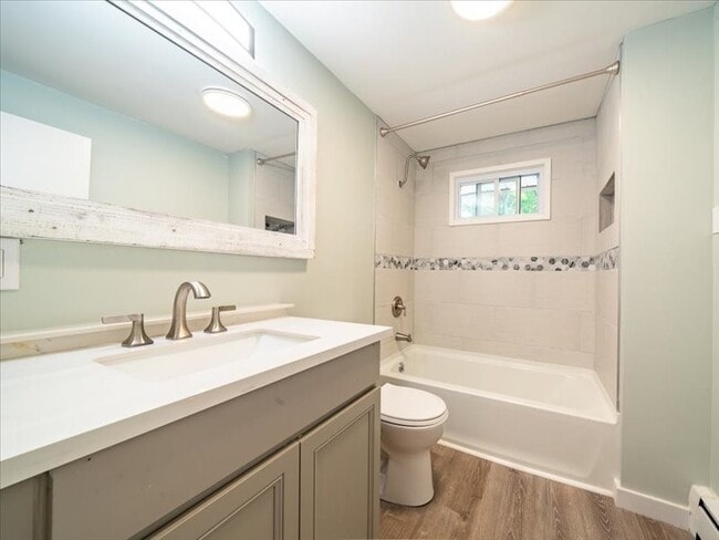 Building Photo - 7 Courtenay Cir