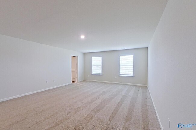 Building Photo - 1067 Pilgrim Ln