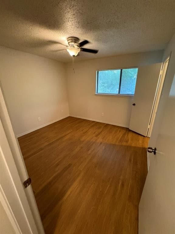 Building Photo - 7000 Oak Meadow Cir