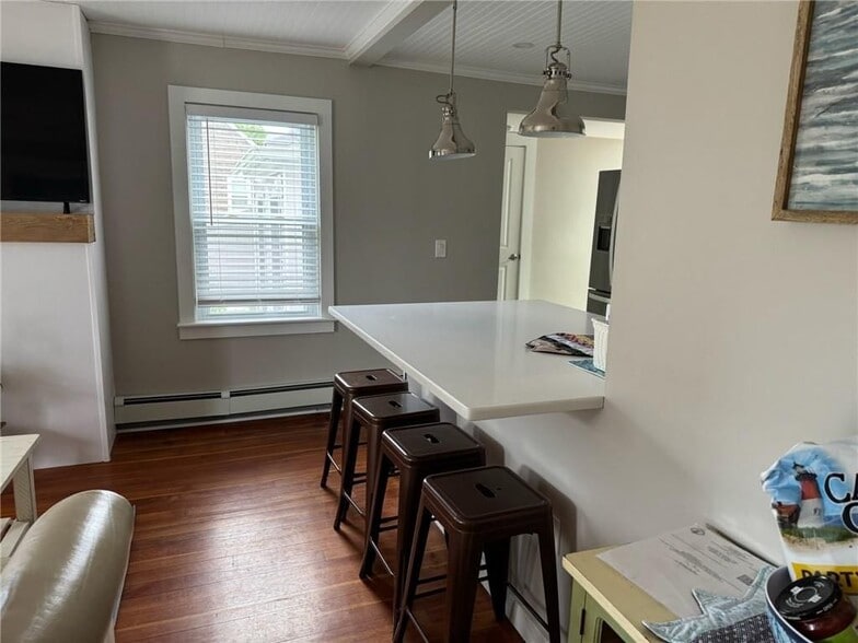 Building Photo - 53 Center Ave