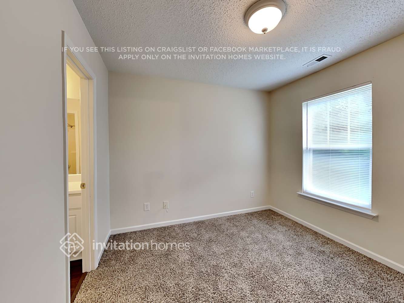 Building Photo - 3612 Deering Dr