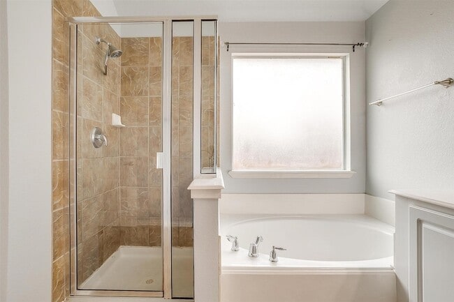 Building Photo - 1721 Castle Creek Dr