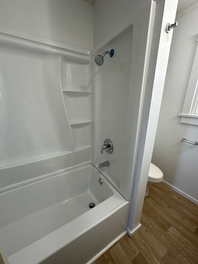 Building Photo - 2800 Watson St