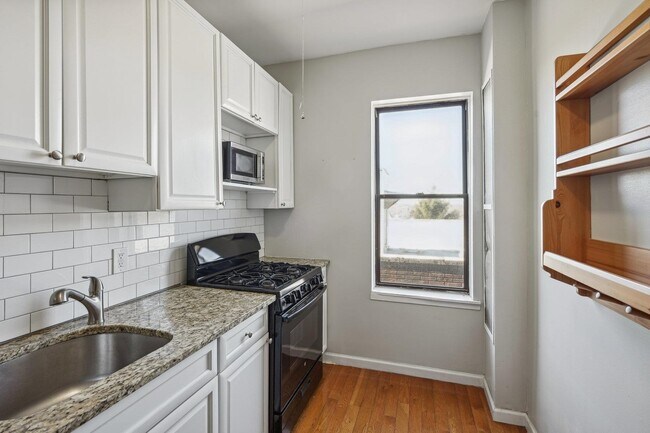 Building Photo - 277 Harrison Ave