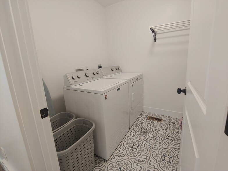 Laundry room - 1824 N 400 W