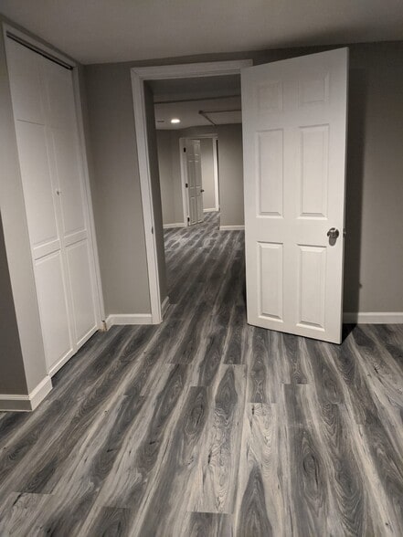 Building Photo - 60 Summit Ave