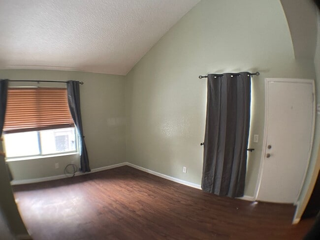Building Photo - AVAILABLE NOW! Upgraded 2-Bed, 2-Bath Cond...