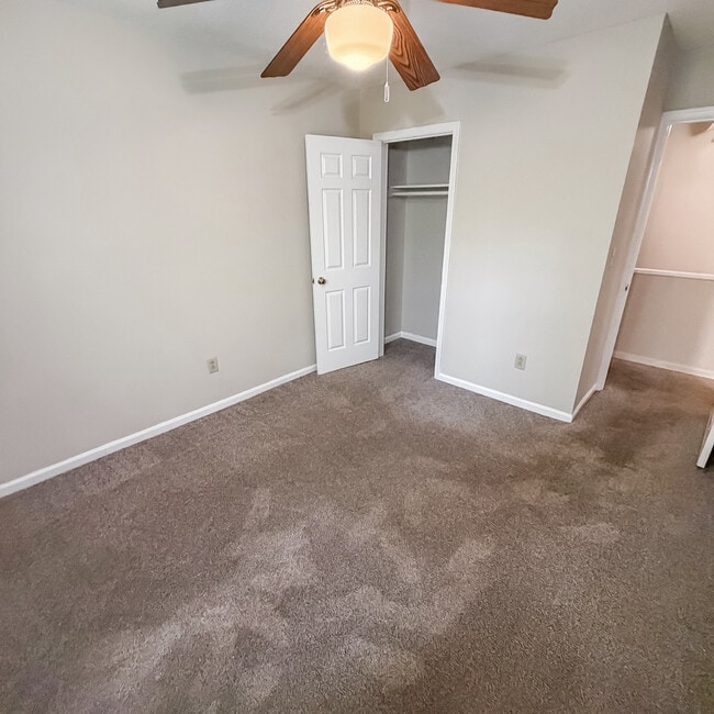 Building Photo - 2903 Cedar Creek Rd