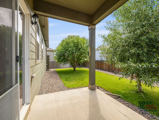 Building Photo - Beautiful Newer Home in Windsor – 3 Bed, 2...
