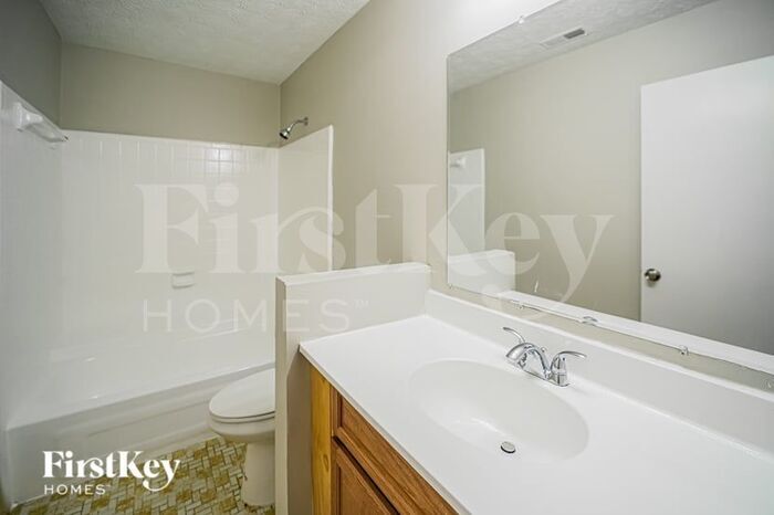 Building Photo - 210 Chimney Ridge Trail
