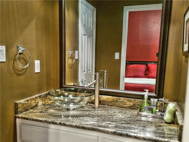 Building Photo - 1404 Norwalk Ln