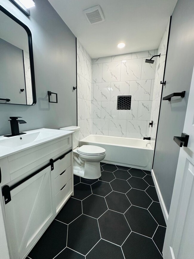 Building Photo - Completely Renovated Home