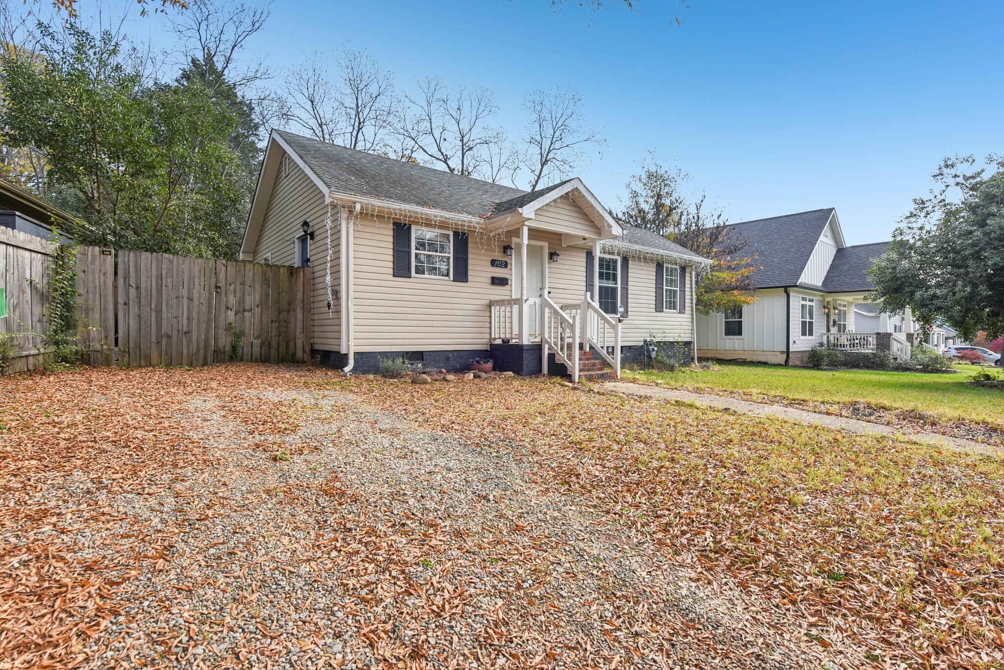 Building Photo - 162 N Smallwood Pl