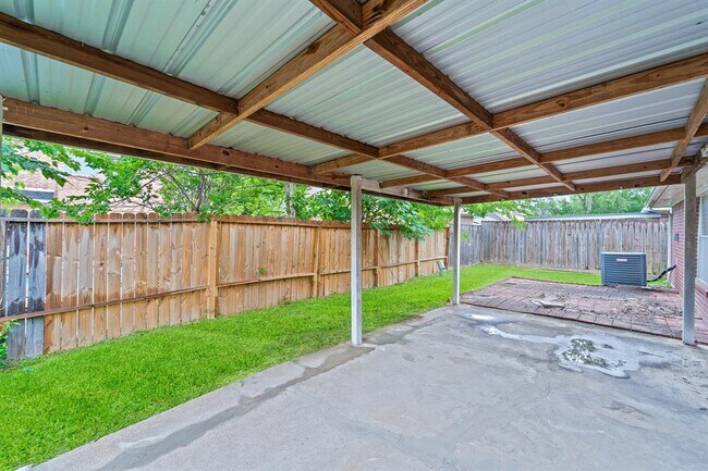 Building Photo - 13734 Bonilla Ln