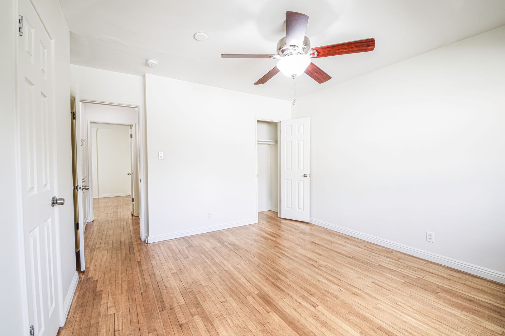 Building Photo - 1801 N Harvard Blvd