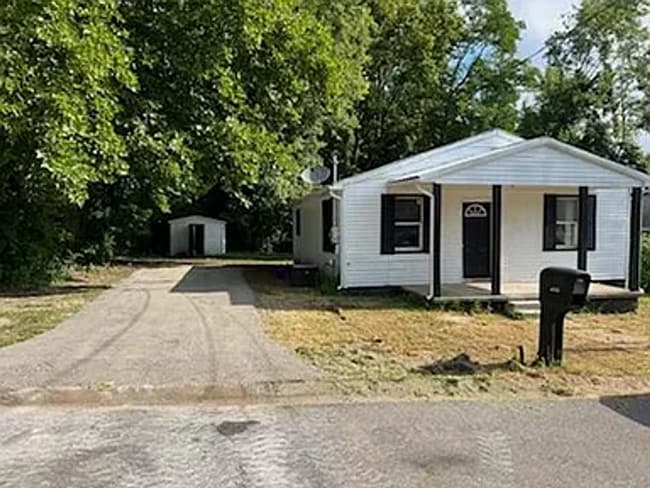 Building Photo - 436 Hickman St