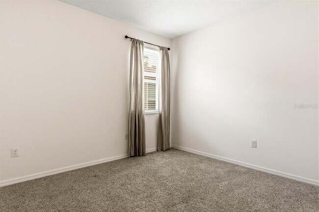 Building Photo - 2669 Peony Dr