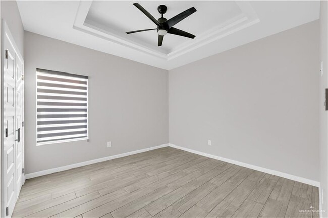 Building Photo - 18 Angelina Dr