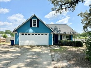 Building Photo - 112 Harvest Ln