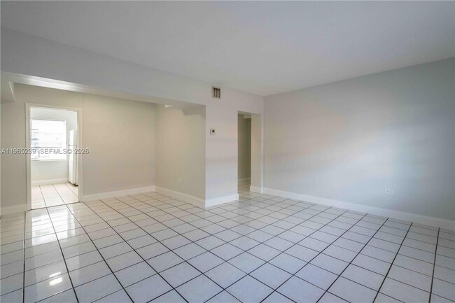 Building Photo - 439 NE 82nd St