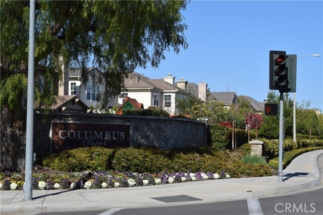 Building Photo - 303 Silk Tree