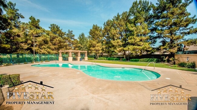 Building Photo - House for Rent on 4938 Shorebird Drive