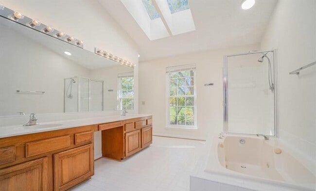 Building Photo - 13116 Holly Leaf Ct